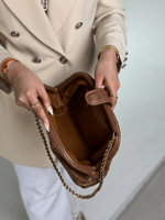 شنطة بوتيقا حجم وسط يتوفر عدة الوان