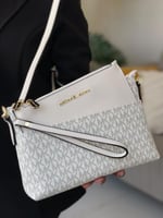 شنط مايكل كورس كوالتي يتوفر عدة الوان