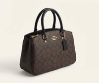 شنط كوتش حجم وسط