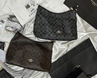 شنط كوتش هاي كوالتي الحجم وسط