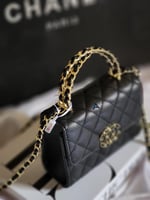 شنطة شانيل هاي كوالتي الحجم موضح بالصورة