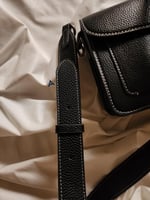 شنطة كوتش هاي كوالتي لون اسود