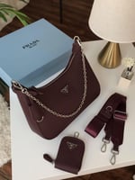 شنط برادا درجة اولى الحجم وسط