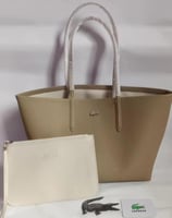 شنط لاكوست موديل السلة المقاس 46 سم عرض وارتفاع 29