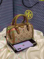 شنط توري بورش هاي كوالتي يتوفر لونين مقاس 23 سم