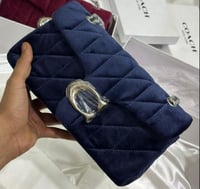 شنط كوتش مخمل حجم وسط درجة اولى