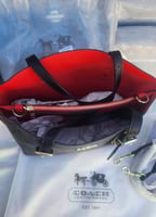 شنط كوتش حجم وسط