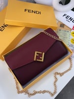 شنط فندي كوالتي يتوفر عدة ألوان