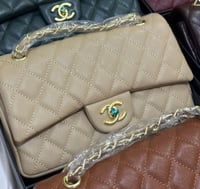 شنط شانيل هاي كوالتي حجم وسط