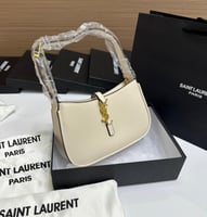 شنط سانلوران كوالتي يتوفر عدة الوان مع الملحقات