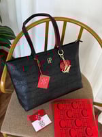 شنط CH شي اتش