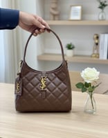 شنط شبيه سالوران درجة اولى