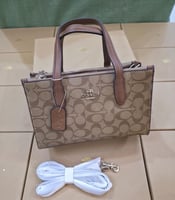 شنط كوتش درجة أولى