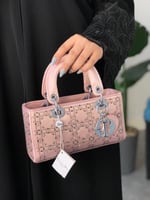 شنط ديور كريستال هاي كوالتي يتوفر ٣ الوان