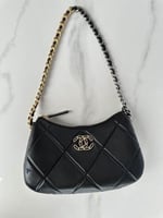 شنطة شانيل هاي كوالتي لون اسود حجم وسط