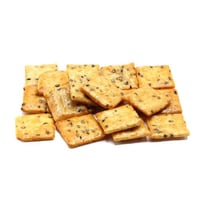 مكسرات مقرمشة