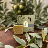 صابون غار طبيعي ممتاز من نافع عطار - 4 حبات