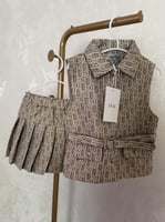 تيور ديور قطعتين جاكار قطعتين فيست+تنورة وحزام