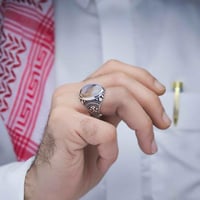 خاتم فضة عقيق يماني مزهر مصور