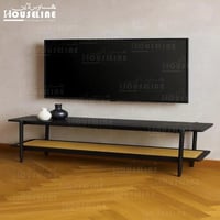 طاولة تلفزيون مودرن باللون الأسود مع رف خيزران مقا...