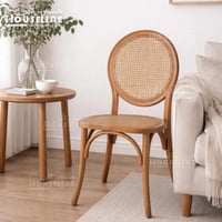 كرسي جلوس خشبي – طابع طبيعي بلمسة كلاسيكية