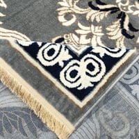 سجاد كلاسيك نقش فرنسي فاخر