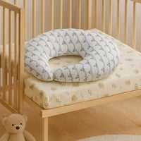 مخدة رضاعة – نقشة أزرق فاتح متموج