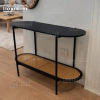 طاولة كونسول «رافين» بسطح أسود وإطار معدني مع رف خ...