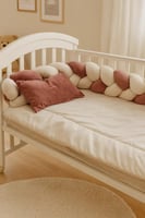 حاجز سرير أطفال قماشي مضفّر بتصميم راقي