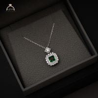 تعليقة مميزة حجر رئيسي مربع | فضة عيار 925