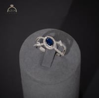 خاتم انيق حجر رئيسي بيضاوي كحلي AR-197 | فضة عيار...