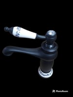 خلاط مغسلة ديكور لون أسود مع كامل الملحقات ضمان 24...