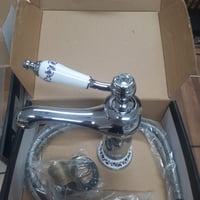 خلاط مغسلة ديكور قصير لون كروم ضمان 2 سنوات