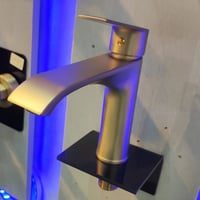 خلاط مغسلة ديكور لون دهبي ملكي قلب نحاس ضمان 3 سنو...