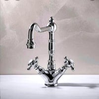 خلاط مغسلة ديكور طويل لون كروم قلب نحاس ضمان 5 سنو...