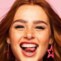 ماسكرا بنفت الشفافة للحواجب