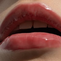 مرطب لوكا المغذي للشفاه