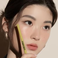 قلم رسم الحواجب من انليشيا