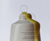 غسول يومي منعش بالانناس من رود