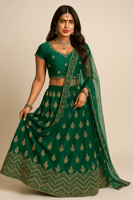 طقم هندي تقليدي أخضر بتطريز ذهبي فاخر