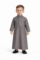 ثوب أولادي رمادي أنيق بتصميم عصري راقٍ