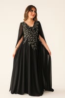 فستان سهرة أسود ملكي بتطريز فضي فاخر وأكمام كاب