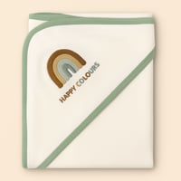 كوفلة مواليد بتطريز قوس قزح وعبارة “HAPPY COLOURS”