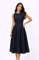 فستان نسائي أنيق بقصة مخصرة وتنورة واسعة