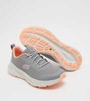 حذاء سكتشرز نسائي رمادي بمسات مشمشية – خفيف ومريح...