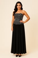 فستان سهرة أنيق بتصميم عصري بلا أكتاف