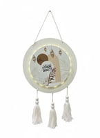 ديكور رمضان مضيء مع شرابات – تصميم راقٍ يزيّن منزل...