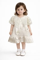 فستان بناتي ناعم بلون سكري بتفاصيل ورود بارزة وأكم...