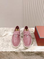 Loro piana summer walk