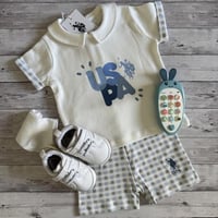 طقم ملابس U.S.POLO ASSN مقاس من 9-12 شهر